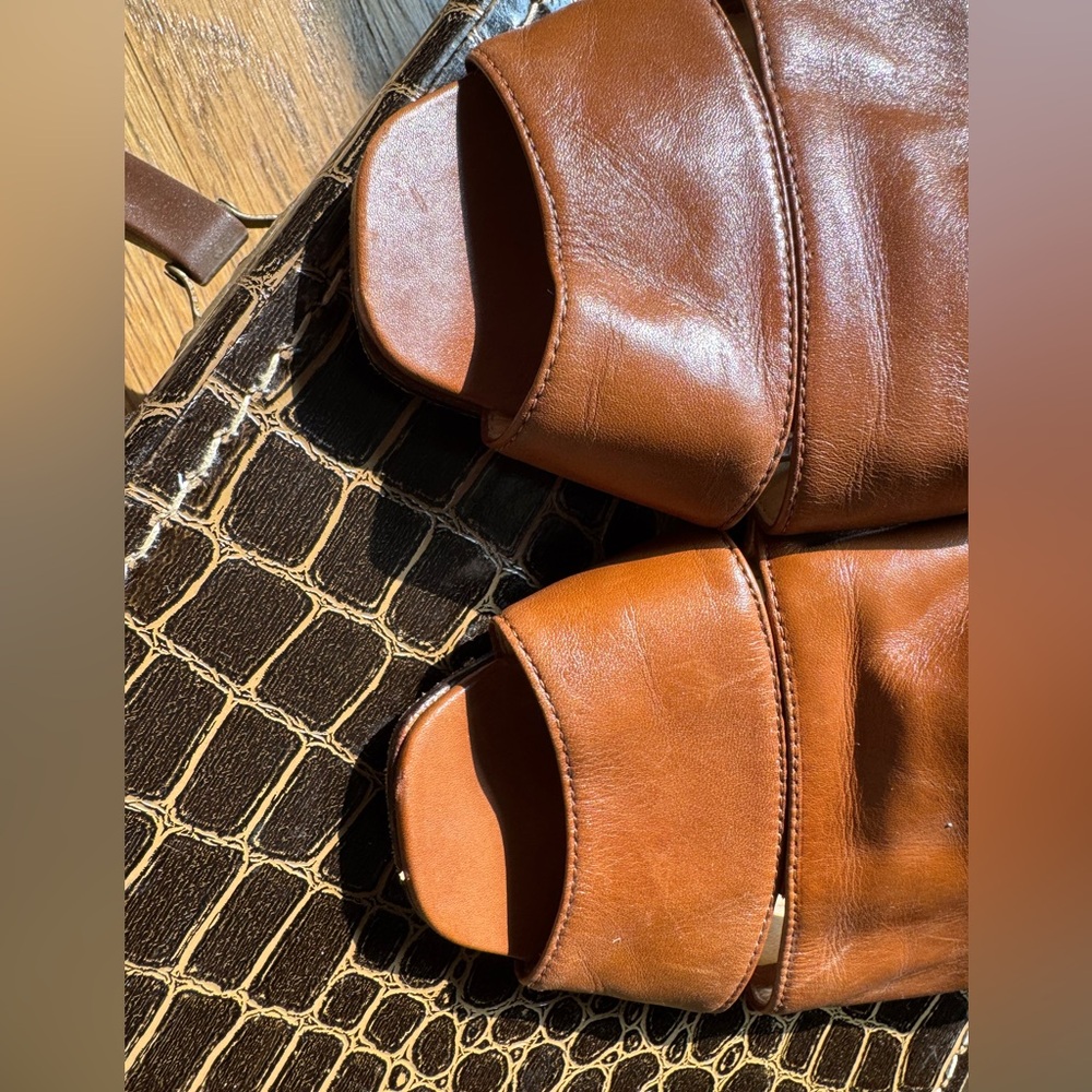 Enzo Angiolini chestnut Leather Sandals with back strap. - Picture 13 of 16